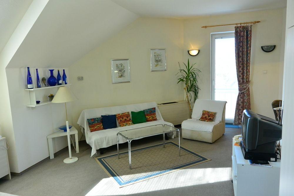 Belle Fleur Panzio Bed & Breakfast Budapest Luaran gambar