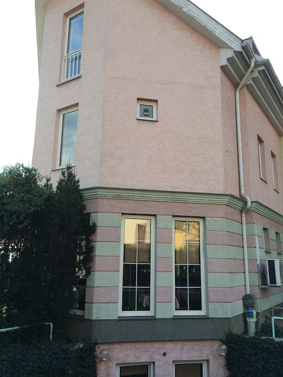 Belle Fleur Panzio Bed & Breakfast Budapest Luaran gambar
